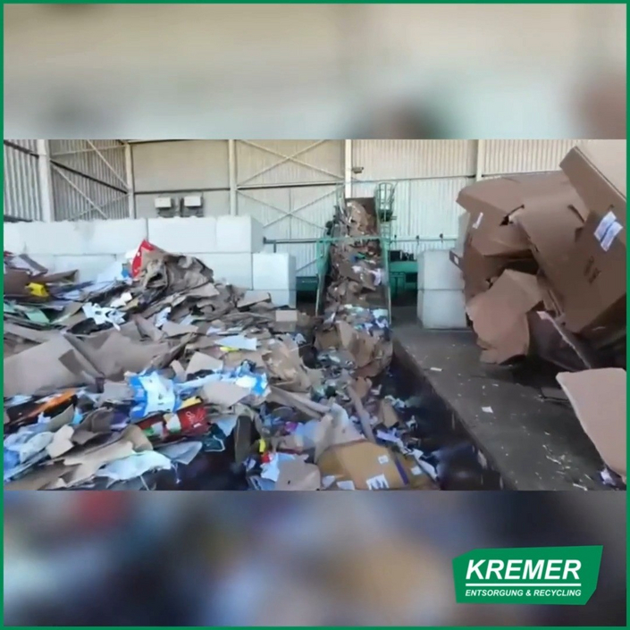 📦 Auf dem Weg in die Presse 💚

Ein weiterer Blick hinter die Kulissen – dort, wo Altpapier den nächsten Schritt im...