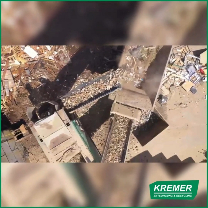 🔁Kreislauf! 🔁

Aus groß wird klein. Aus Rest wird Ressource. 🌲💚

#kremer #recycling  #greenteam